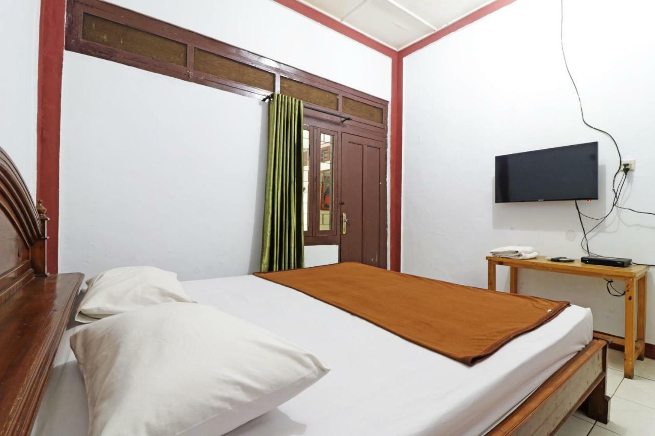 Borneo Hostel Jakarta Exterior foto